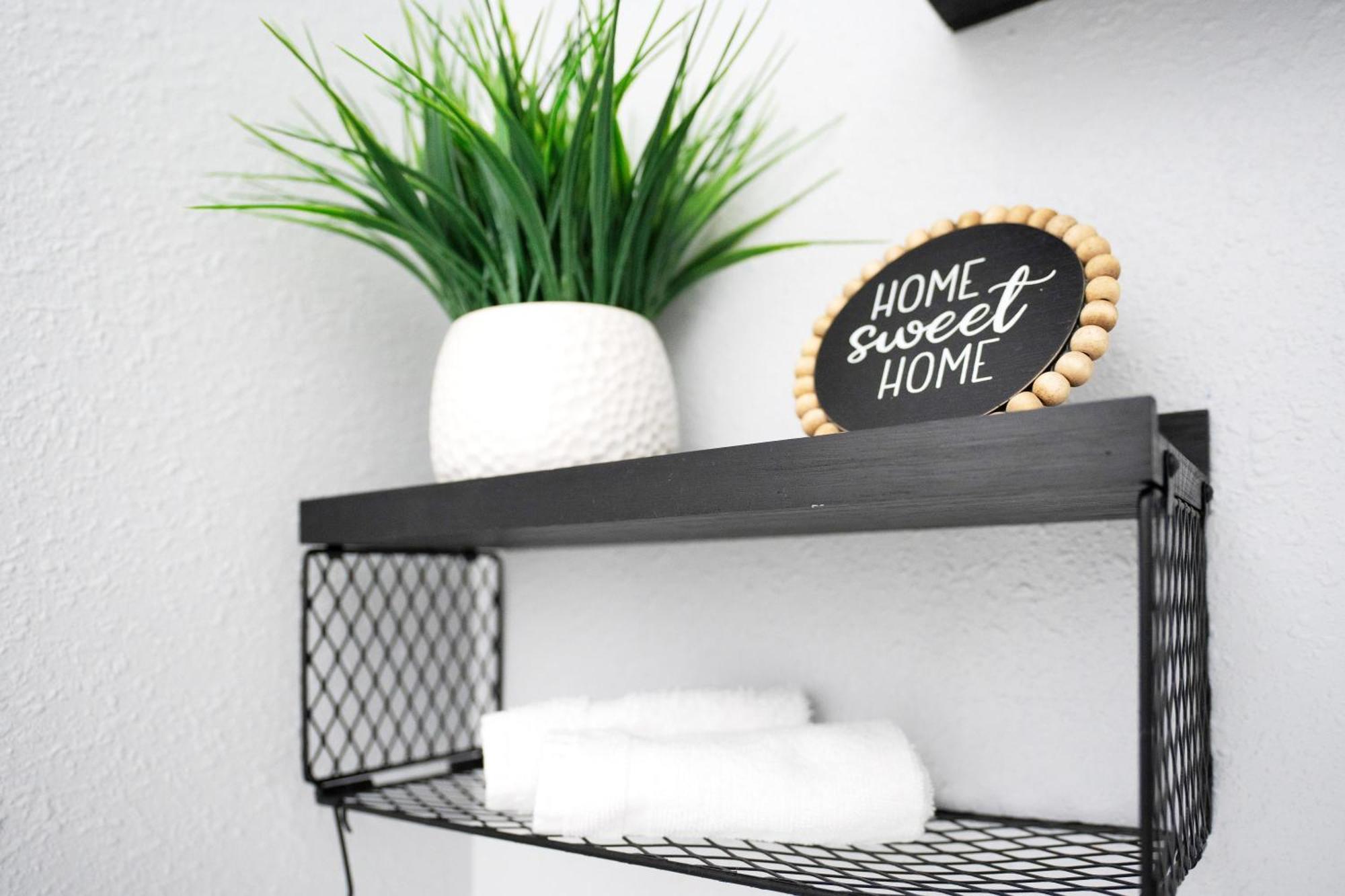 Stylish Near & Universal Holiday home *