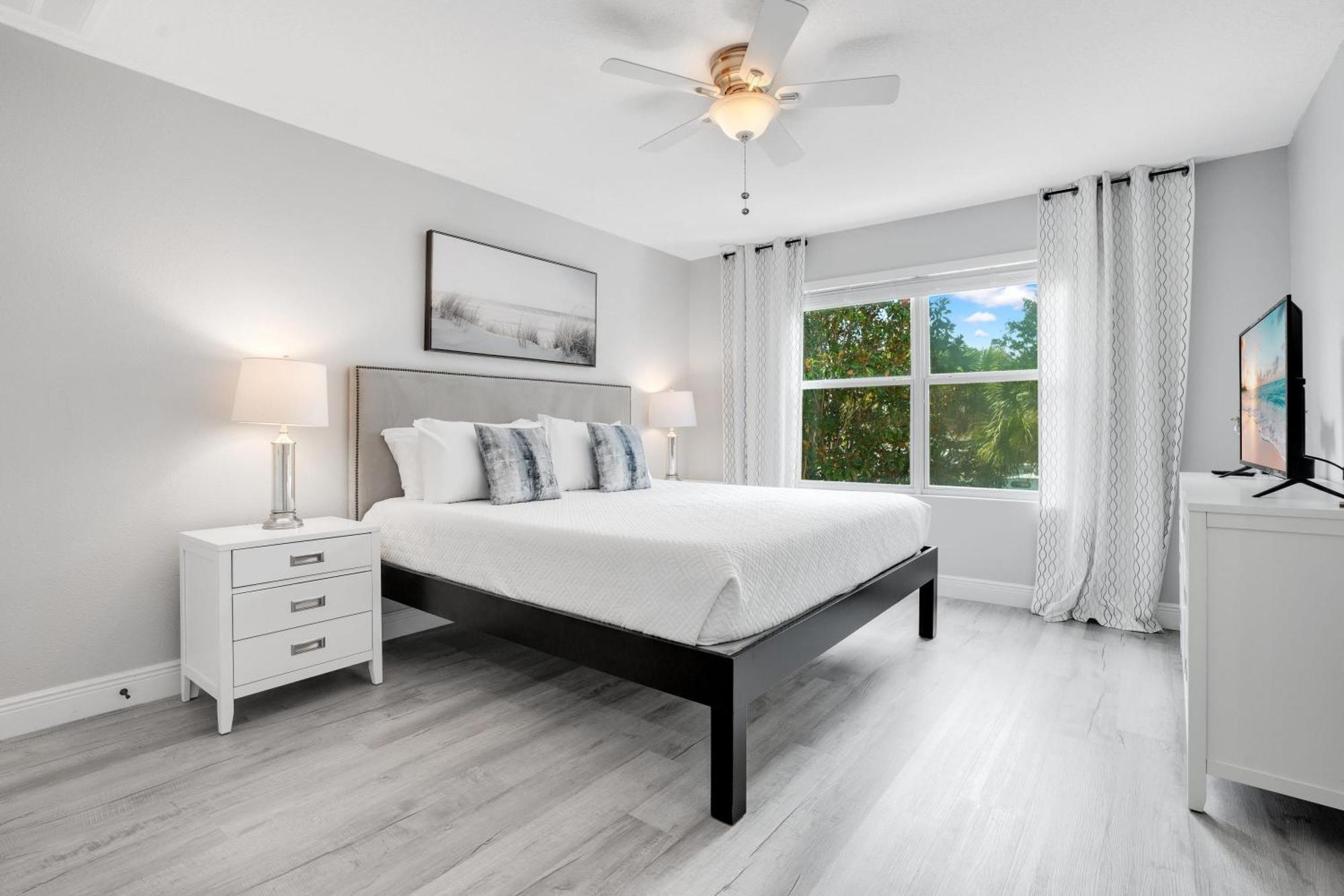 Stylish Near & Universal Holiday home Kissimmee